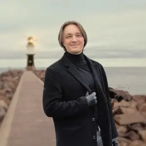 Luksen-in-Rostock-Warnemünde-Leuchtturm-Meer